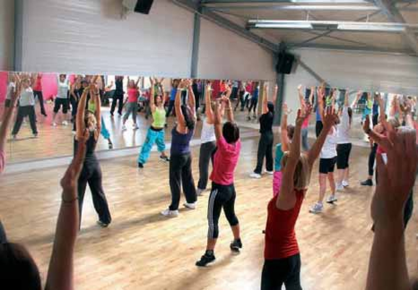 A peine ouvert, le centre de Kathy Mohr connaît un fort succès, comme ici avec le cours de zumba.