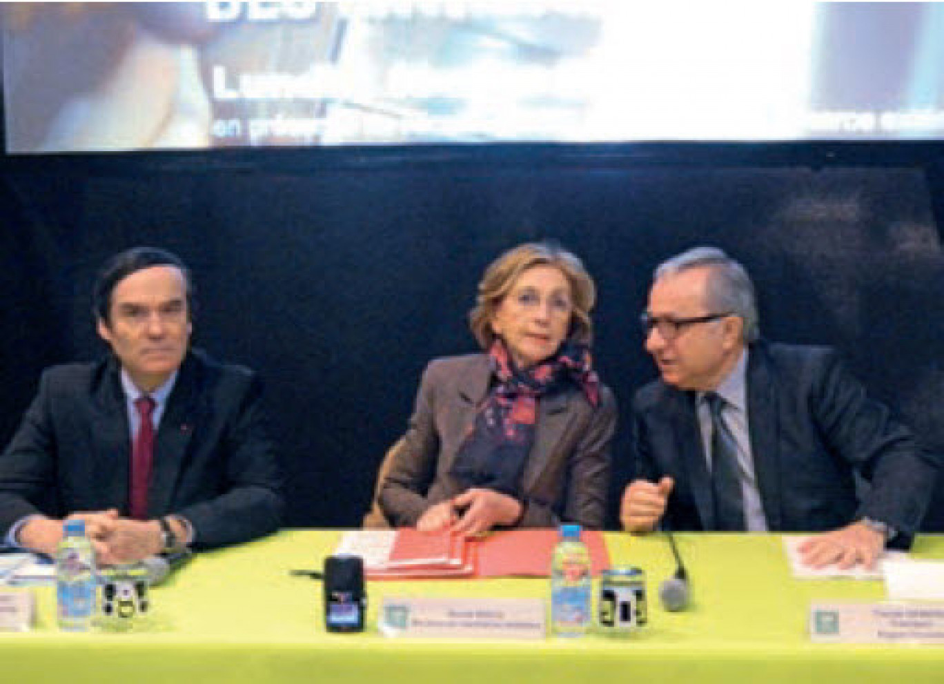 Jean-François Cordet, Préfet de région, Nicole Bricq, ministre du Commerce extérieur et Claude Gewerc, président du conseil régional.