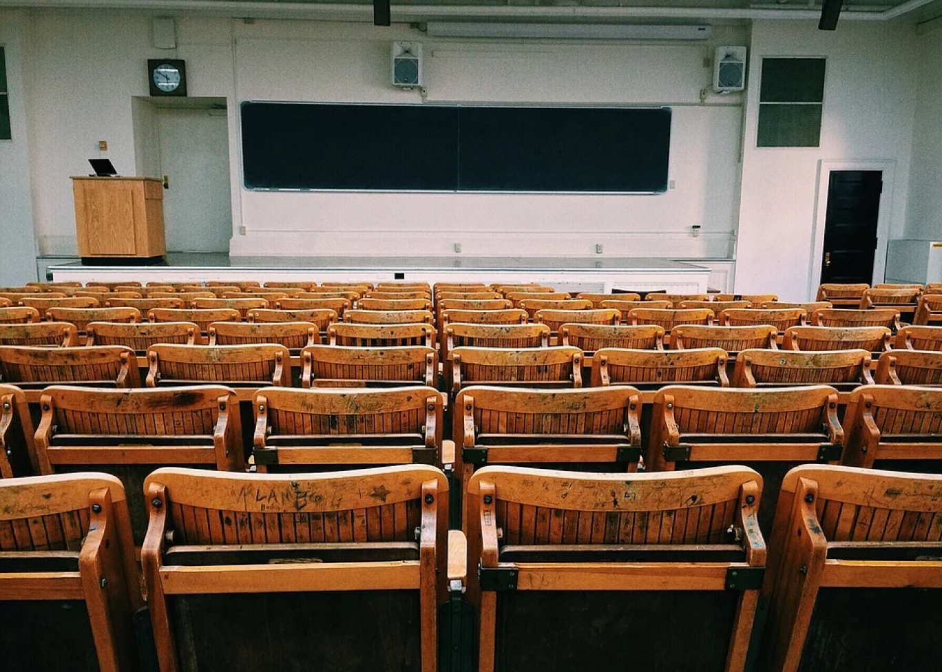 Oise : poursuite des efforts en faveur des établissements scolaires